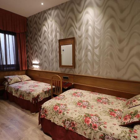 Hostal Hispano - Argentino Gran Vía Madrid Exterior foto